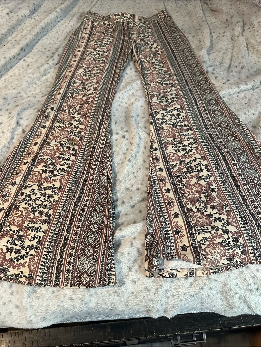 Entro Women’s Printed Wide Leg Pants - Cream & Brown